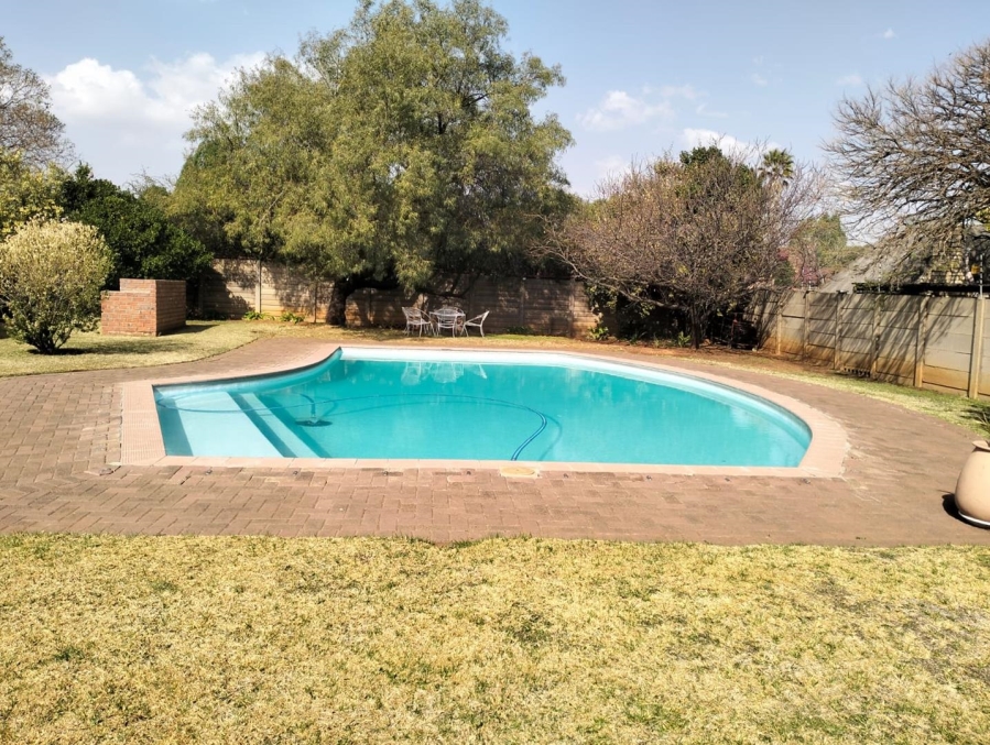 3 Bedroom Property for Sale in Langenhovenpark Free State